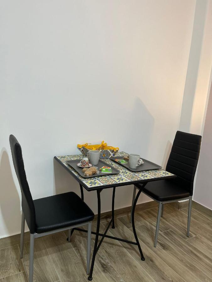 קטאניה A Bone Guest House מראה חיצוני תמונה