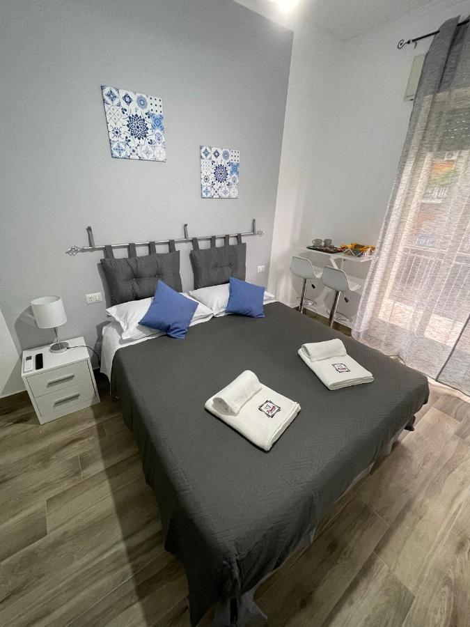 קטאניה A Bone Guest House מראה חיצוני תמונה