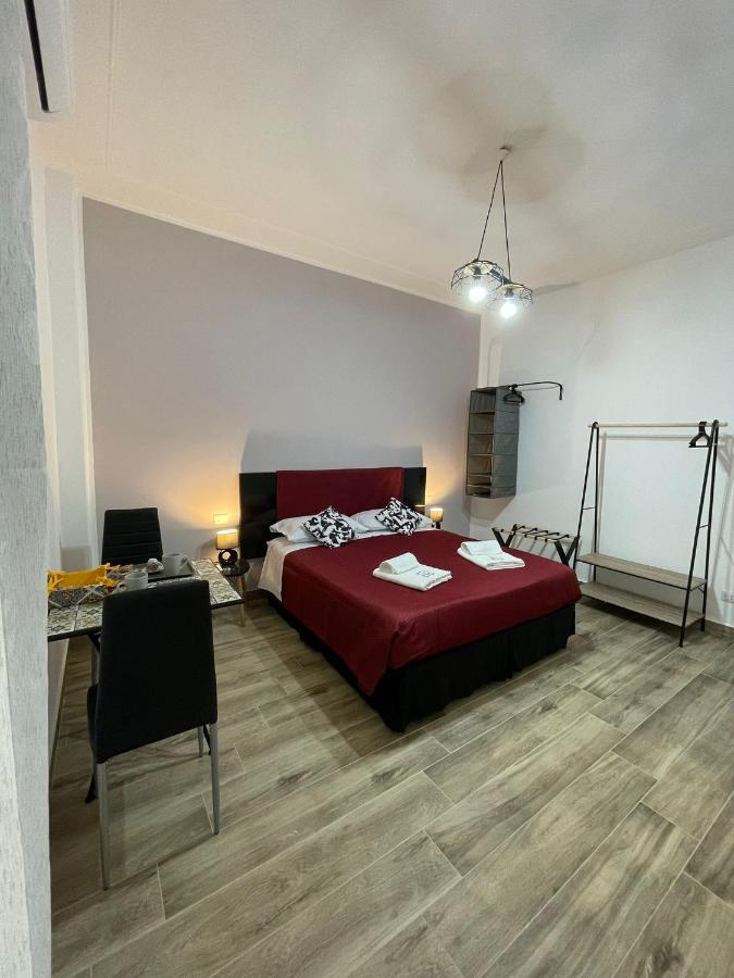 קטאניה A Bone Guest House מראה חיצוני תמונה