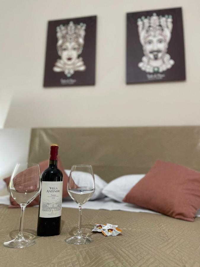 קטאניה A Bone Guest House מראה חיצוני תמונה