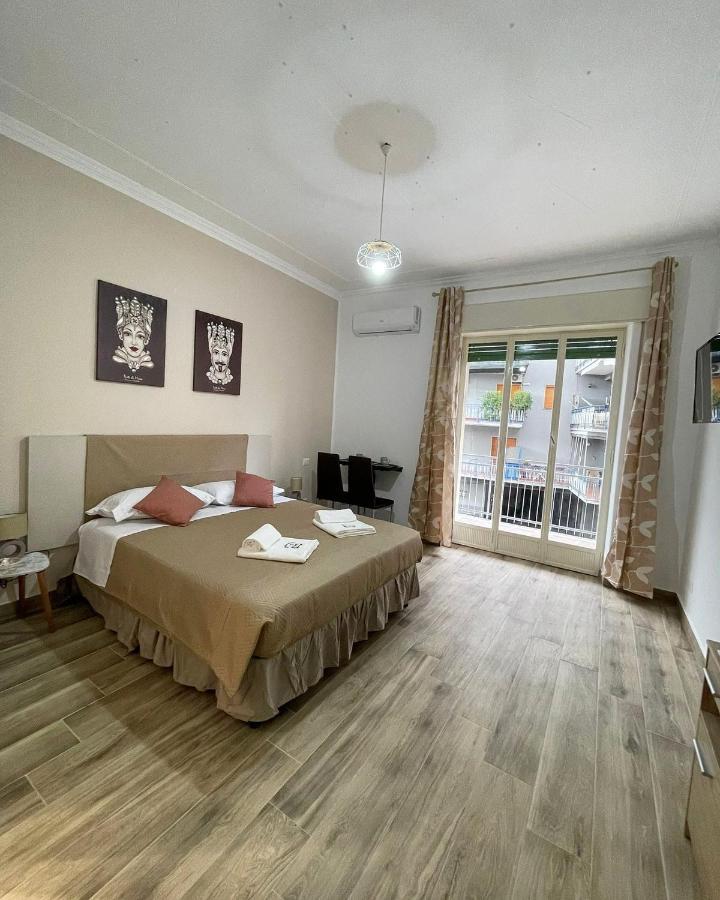 קטאניה A Bone Guest House מראה חיצוני תמונה